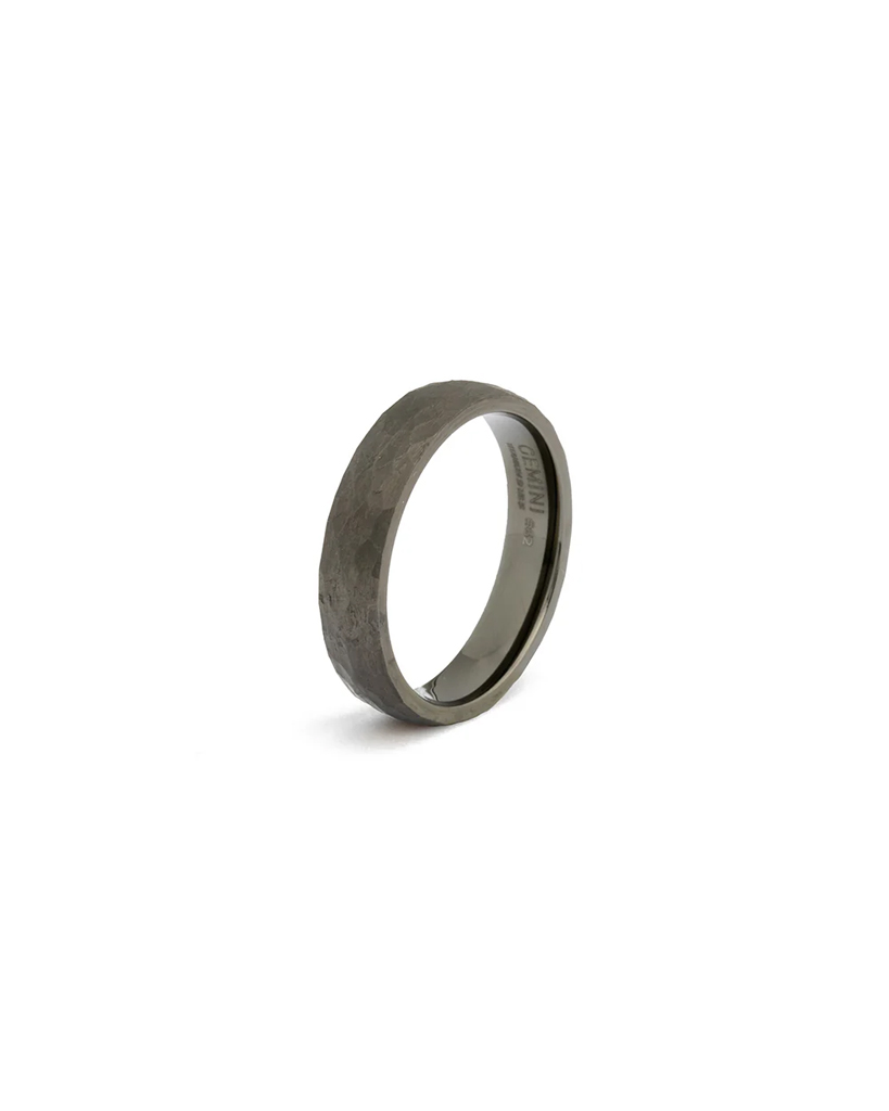 GEMINI TITANIUM RING lifestyle